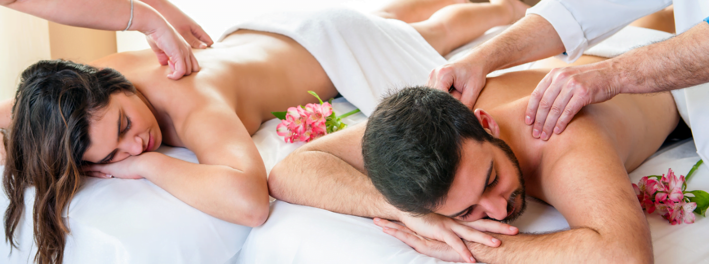 Simple Couples massage