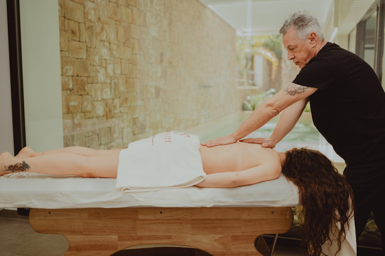 What to Wear to a Massage in 2026